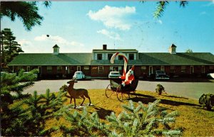 Christmas Island Motel, Laconia NH c1965 Vintage Postcard M70