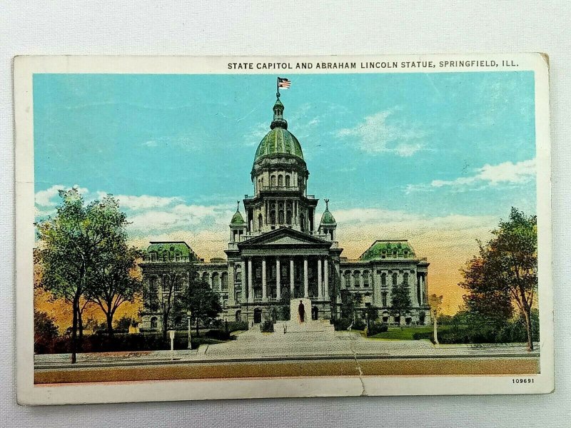 Vintage Postcard 1935 State Capital & Abraham Lincoln Statue Springfield IL