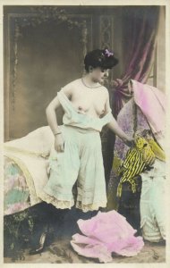 PC CPA RISQUE NUDE LADY IN NEGLIGEE , TINTED REAL PHOTO POSTCARD (b6575)