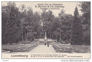 Le Monument De La Princesse Amelie, 1ere Epouse De Feu S. A. R. Le Prince Hen...