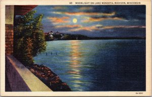 postcard  Madison, Wisconsin - Moonlight on Lake Mendota