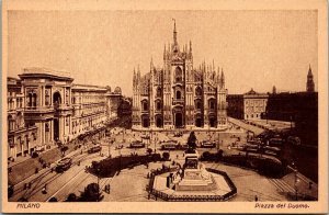 Vtg Milano Italy Piazza del Duomo Cathedreal Square City Milan 1910s Postcard