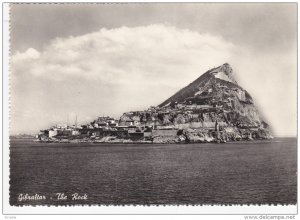 RP: Gibraltar , shoreline panorama , 30-40s