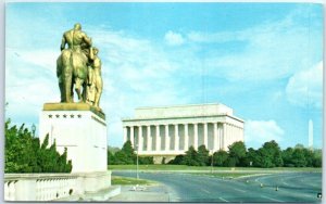 Postcard - The Lincoln Memorial, Washington, DC