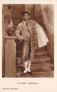 B49049 Rudolph Valentino Spanish folk costume costume folklorique es  movie star