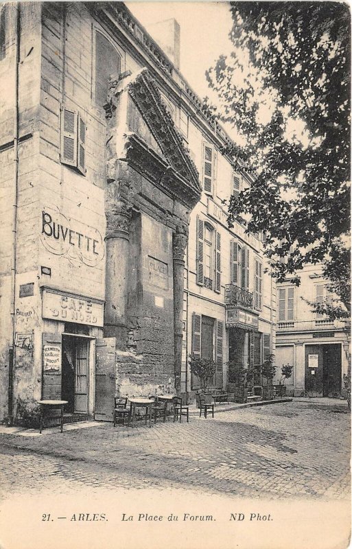 Lot293 arles la place du forum france