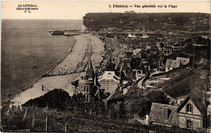 CPA FÉCAMP-Vue générale sur la Plage (269438)