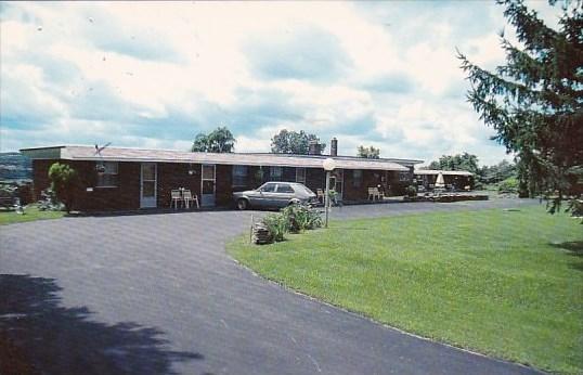 New York Camillus Motel Thomas