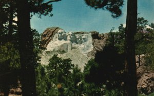 Vintage Postcard Mount Rushmore National Memorial In Black Hills South Dakota SD