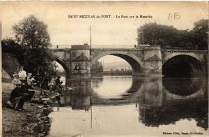 CPA St-NICOLAS-de-PORT - Le Pont (483736)
