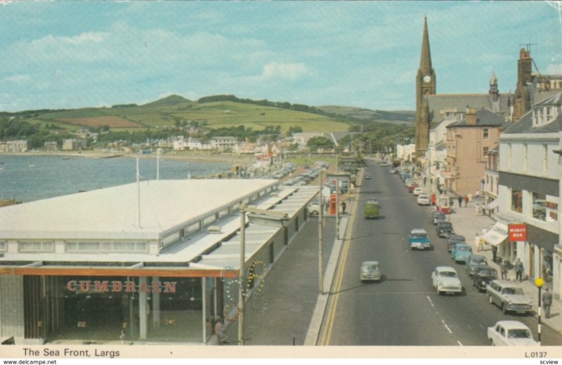 LARGS , North Ayrshire, Scotland, UK, 1977 ; The Sea Front