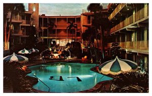 Postcard SWIMMING POOL SCENE Ft. Lauderdale Florida FL AU4139