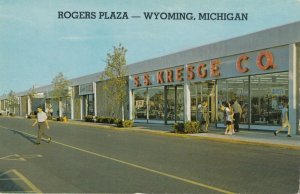 WYOMING , Michigan, 1940-60s ; S.S. KRESGE Store , Rogers Shopping Plaza