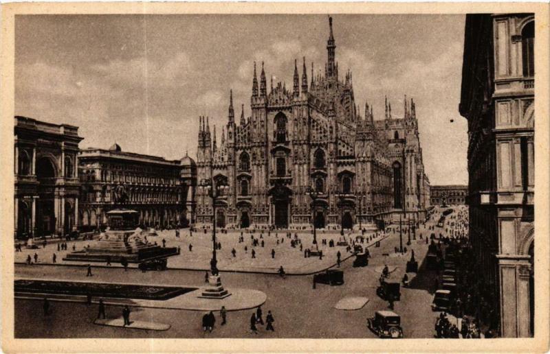 CPA AK Milano Piazza del Duomo ITALY (592218)