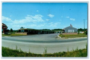 1960 Holiday Motel Roadside Cars West Springfield Massachusetts MA Postcard