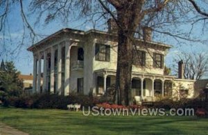 Shadow Lawn in Columbus, Mississippi