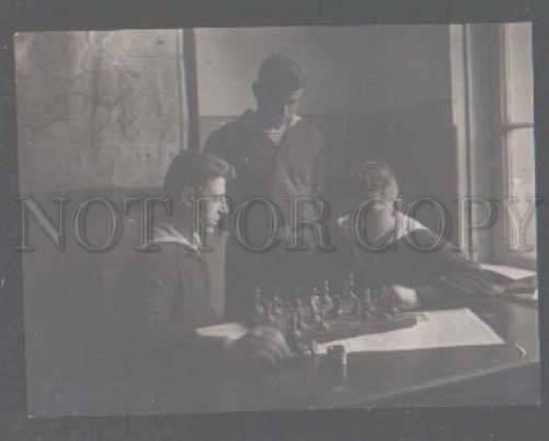 105166 RUSSIA seaman play CHESS Vintage photo