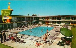 IL, East Peoria,  Illinois, Holiday Inn, Pool , Curteichcolor No. 1DK-1681