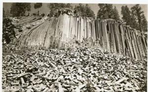 CA - Mammoth Lakes, Devil's Post Pile National Monument    **RPPC