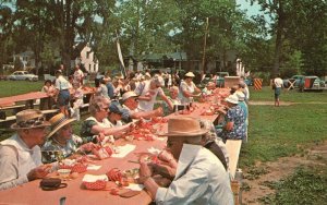 Vintage Postcard A Lobster Good Old-Fashioned Clambake A Vacation In Maine ME