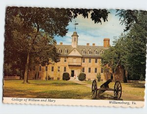 Postcard College of William and Mary, Williamsburg, Virginia