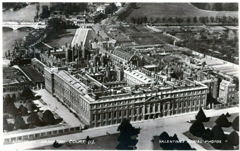 VTG 1930s Hampton Court Palace Aerial Birdseye View United Kingdom RPPC Postcard