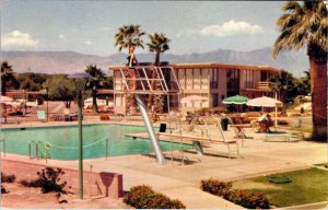 Indio, CA California  INDIO HACIENDA MOTEL Pool View ROADSIDE  ca1950's Postcard
