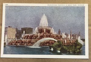 VINTAGE .01 POSTCARD UNUSED - BUCKINGHAM FOUNTAIN, GRANT PARK, CHICAGO, ILL.