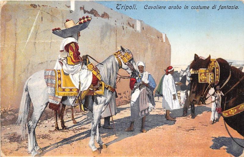 B92004 cavaliere arabo in costume di fantasia types  tripoli  libya  africa