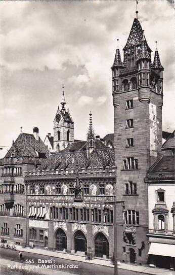 Schweiz Basel Rathaus und Martinskirche Real Photo