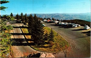 Clingmans Overlook PPL Cars Great Smoky Mountains Natl Park Postcard Unused UNP