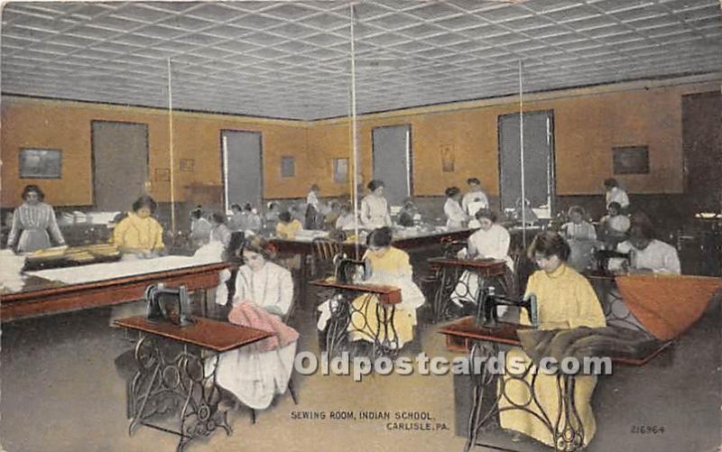  Carlisle, Pennsylvania, PA, USA Indian Postcard Sewing Room, Indian School