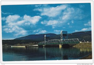 Okanagan Lake Bridge, Kelowna, British Columbia, Canada, 40´s-60´s