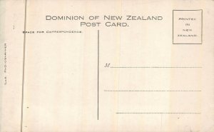 MAORI GAMES NEW ZEALAND POSTCARD (c. 1910)