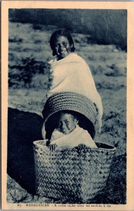 Madagascar A Cache Cache Dans Les Sobika a Riz Vintage Postcard 09.62