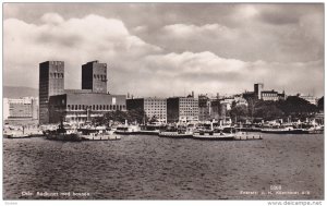 RP; OSLO, Radhuet med havnen, Norway, 30-50s