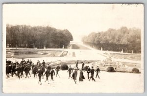 WW1 France Soldiers at the Gardens Palace of Versailles RPPC Postcard A22