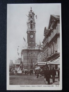 Essex Colchester HIGH STREET & FLAG COVERED TOWN HALL - Olds RP Postcard