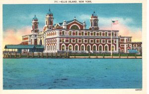 US  PC2575   ELLIS ISLAND, NEW YORK