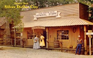 MO - Branson. Silver Dollar City, General Store