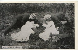 Romance Postcard - Stolen Kisses - Two Couples - TZ11826