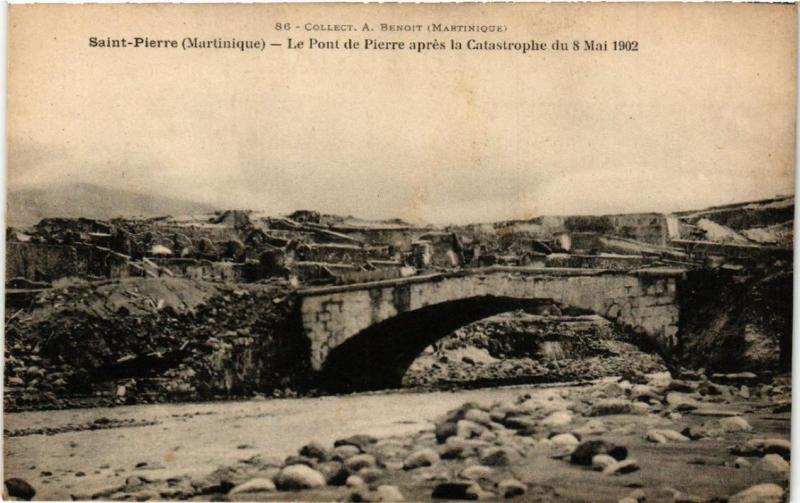 CPA Martinique. Saint Pierre. Le Pont de Pierre MADAGASCAR (625324)