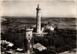 CPM ST-CLÉMENT-des-BALEINES - Vue aérienne sur le Phare (216804)