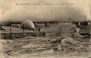 CPA ROYAN Le Quai Neuf par un jour de Tempete (666989)