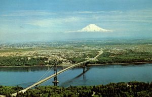 WA - Tacoma. Narrows Bridge, Mt. Rainier