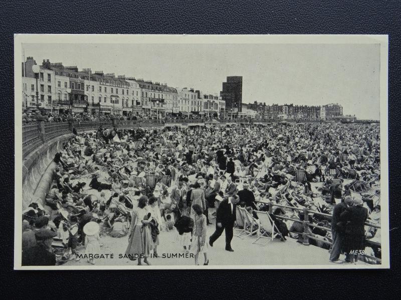 Kent MARGATE SANDS In Summer - Old Postcard by Lincoln Green Ltd ME38