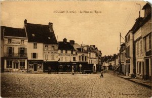 CPA HOUDAN - La Place de l'Église (102688)