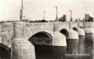 postcard Netherlands - Maastricht - Wilhelminabrug bridge