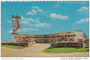 Canada Alberta Medicine Hat Satellite Motel 1972