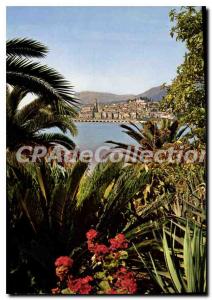 Postcard Modern Riviera Menton M shooting the Italian Border